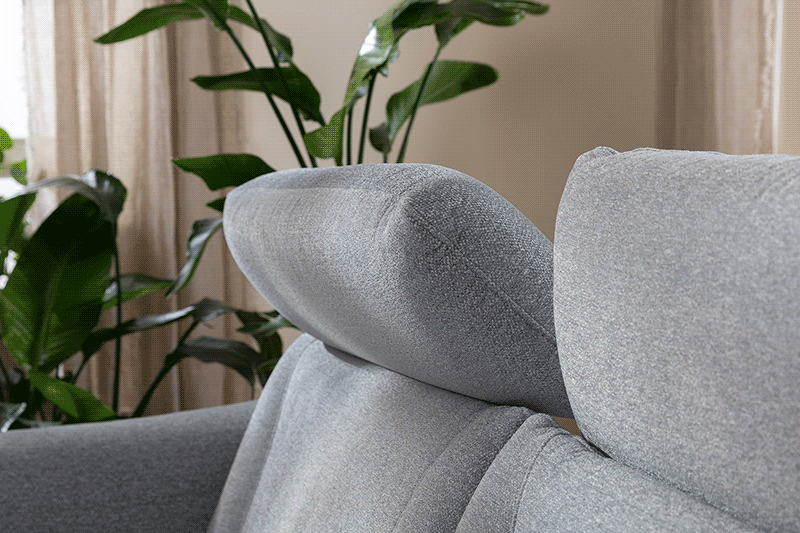 Detailbild von Kopfstützte, die in Höhe und Neigung verändert werden kann.