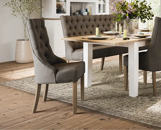 Zu den Stühlen von Lebensart