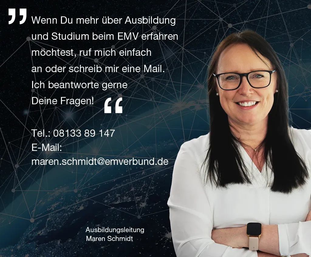 Frau Schmidt, schwarzer Hintergrund, Text