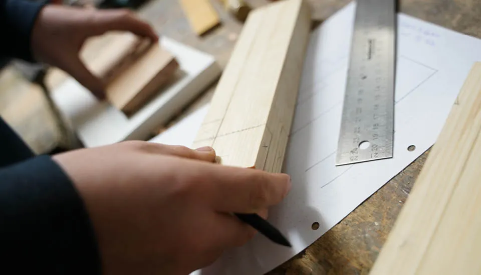 Enblick in Maßarbeiten der Schreinerei von Möbel Eckstein