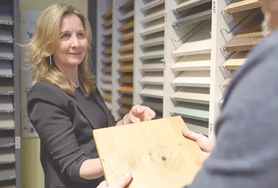 Montage einer Schranktür