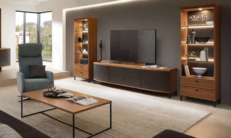 Moderne Wohnwände sollten zum restlichen Einrichtungsstil passen.