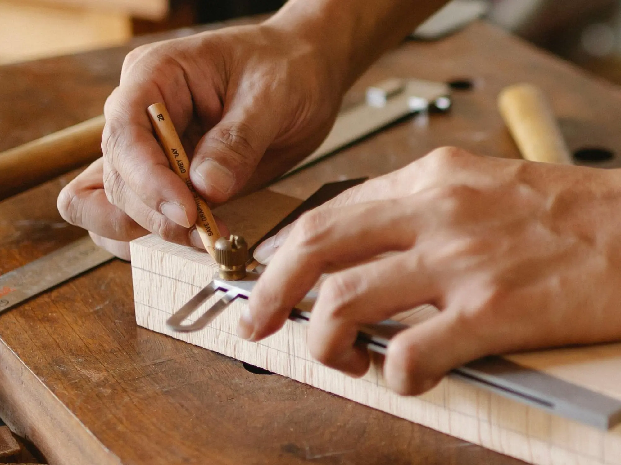 Person, Die Auf Weißbuch Schreibt