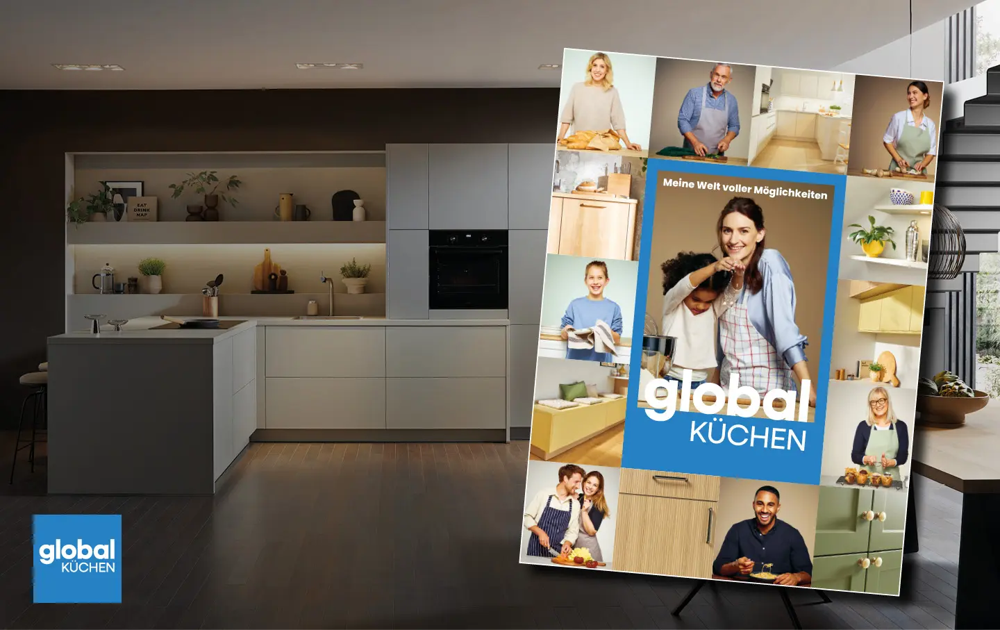 Katalog „Global Küchen“ mit Personen und Küchenmotiven im Showroom.