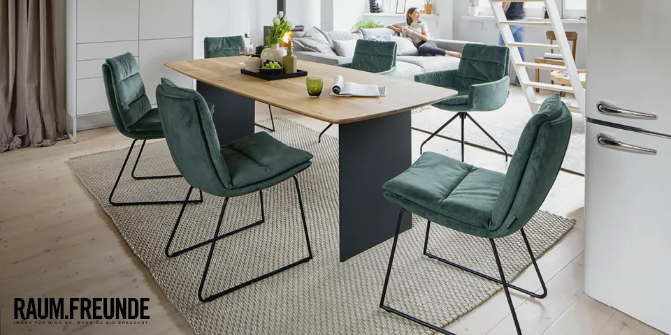 Raum.Freunde Esszimmer Tisch