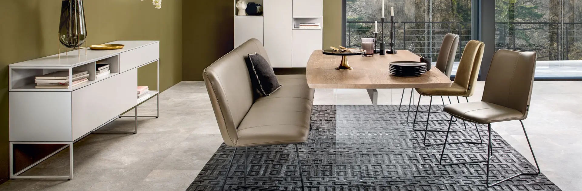 modische Esszimmereinrichtung