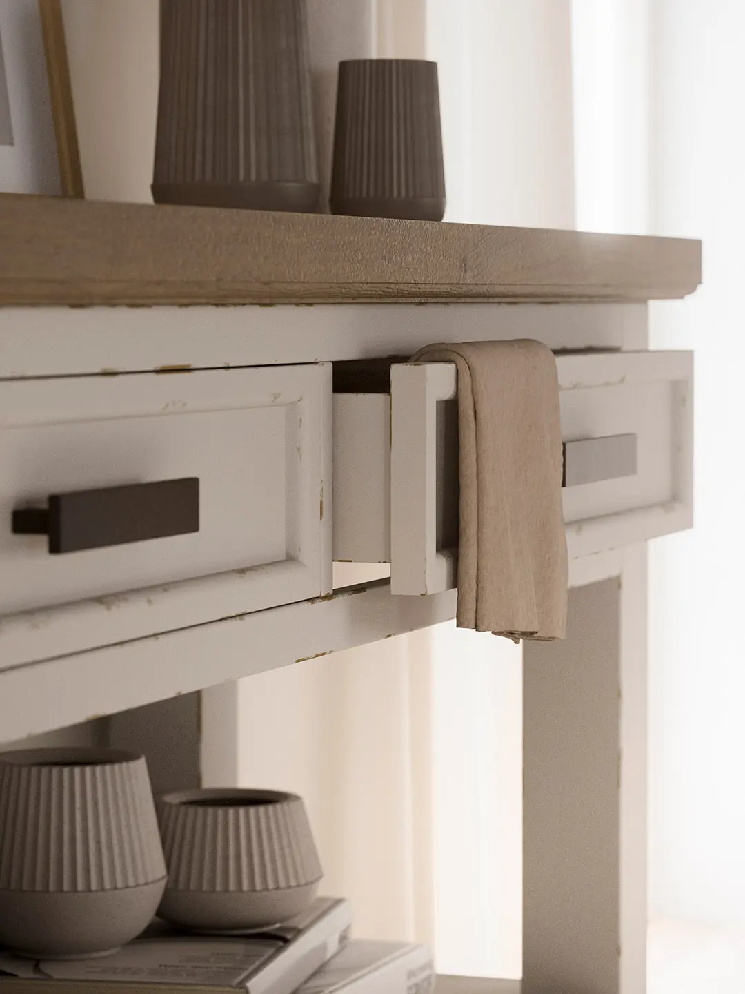 Detailaufnahme einer weißen Litchfield-Konsole mit Holz-Akzent