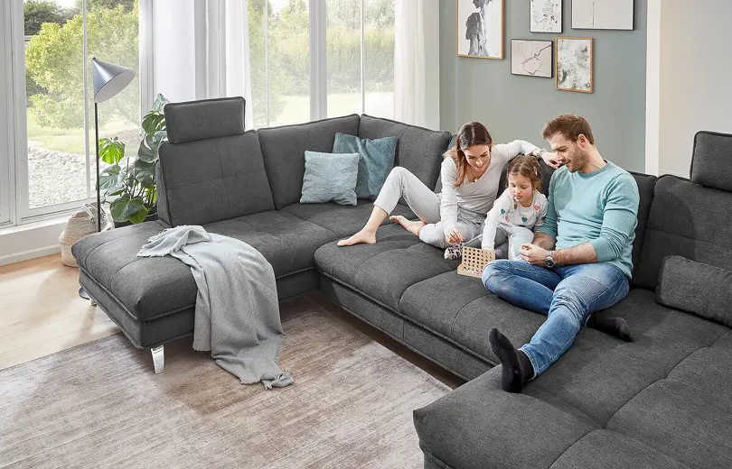 Sofa, der Mittelpunkt des Wohnzimmers