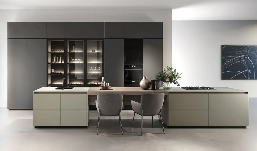 Rotpunkt Küchen – Kücheninsel einmal anders – mit integriertem Esstisch