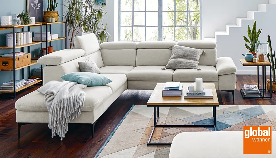 beiges Ecksofa von GLobal Wohnen bei Möbel Schramm in Forchheim