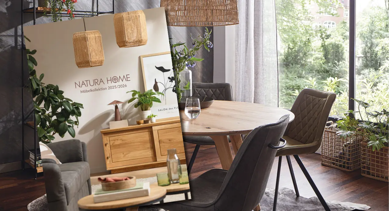 Katalog und Sofa