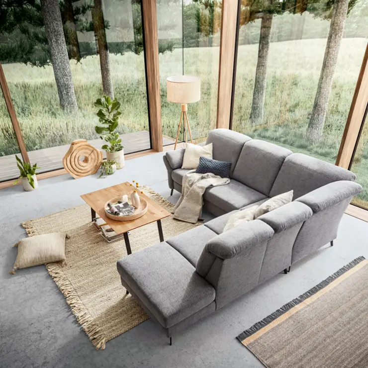 NATURA HOME Katalog mit NATURA HOME Esstisch und NATURA HOME Stühlen