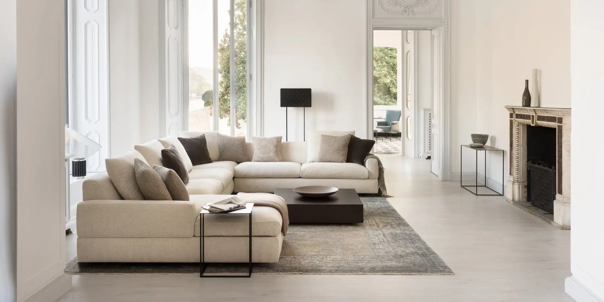 Entdecken Sie für Ihr Wohnzimmer die Sofas von Jori