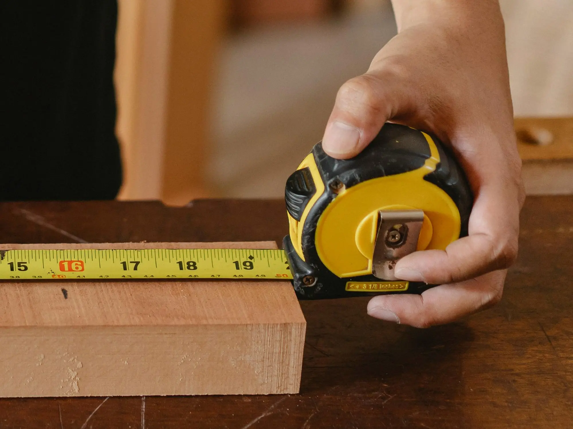 Erntemann, Der Die Länge Der Planke Misst