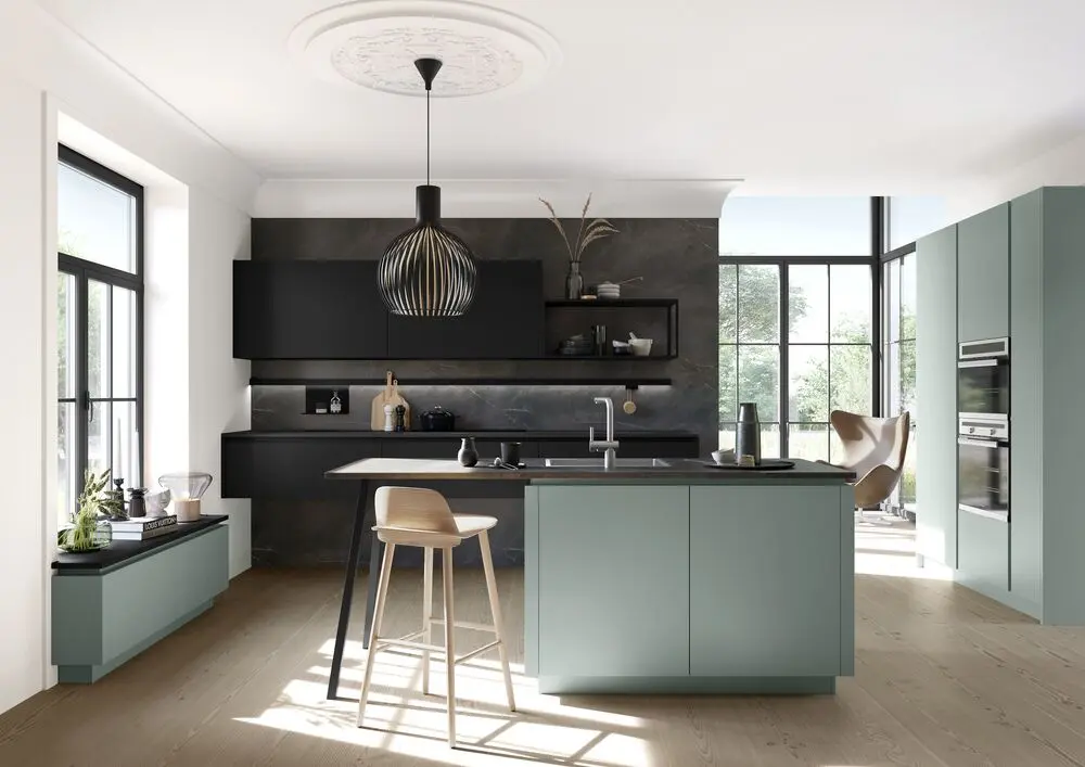 Herzstück Küche in Eukalyptus