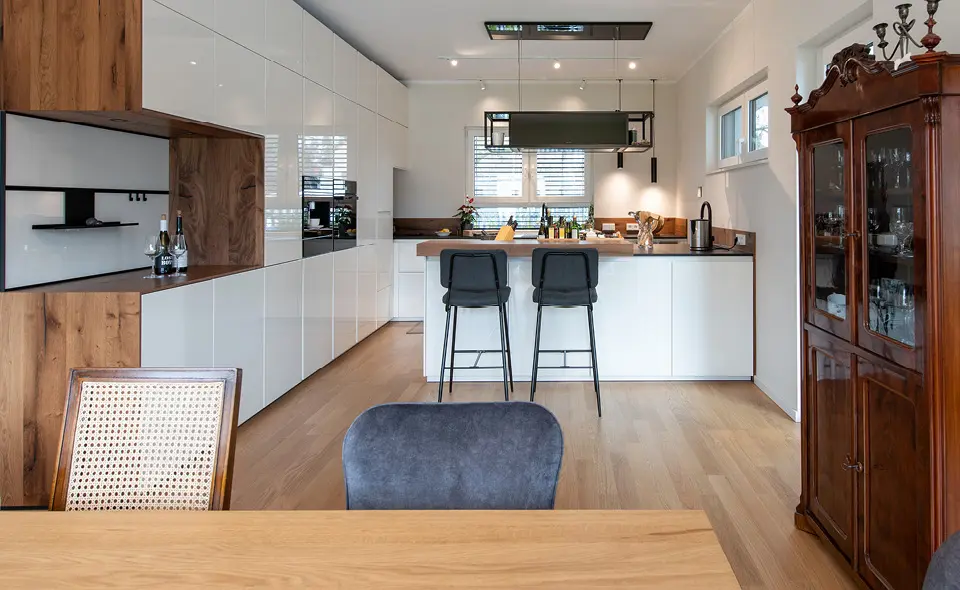 Gesamteindruck der offenen Küche