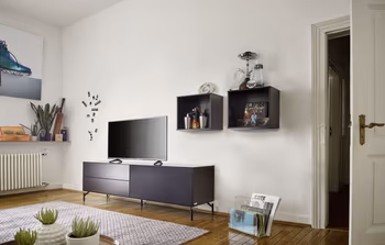 raumfreunde-edge-tv-board-schwarz.jpg