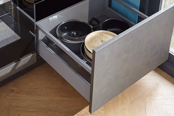 Betonauszüge über Holzboden