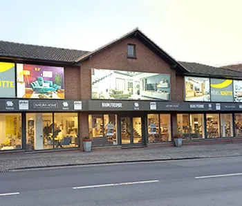 Hausfassade von Möbel Schütte