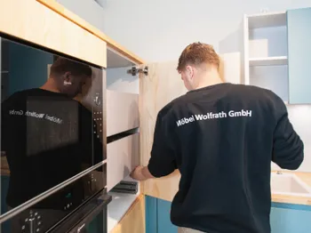 Montage einer Küche