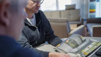 Möbelkataloge und Innendekor