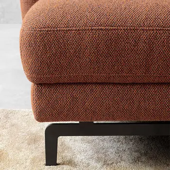 Detailaufnahme von Polsterung bei Sofa Contur Enna