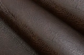 Naturbelassenes braunes Leder.