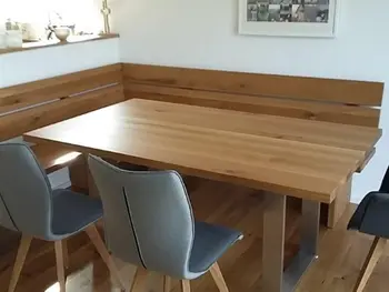 Sitzecke und Tisch für Küche maßgefertigt