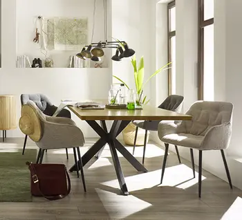 Esszimmereinrichtung modern