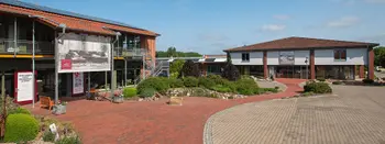 Das wöm Naturholzmöbel und das wolfrath Einrichtungshaus