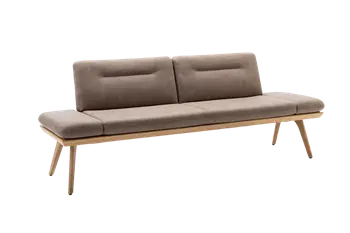 Sitzbank fürs Esszimmer mit braunem Stoffbezug und Holzgestell.