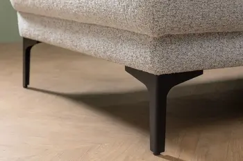 Ein Fuß von einem Sofa