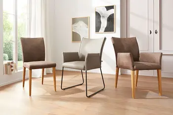 Verschiedene Varianten von Esszimmerstuhl Global Wohnen Florea in Stoff und Leder.
