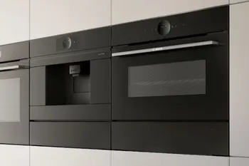 Moderne Einbauküche mit hochwertigen Geräten