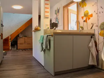 Freistehende Spüle in einer Küche