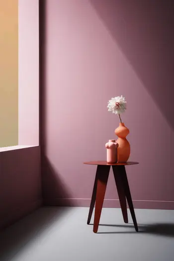 RAUM.FREUNDE SIGNE Beistelltisch Metall Rot vor Fenster