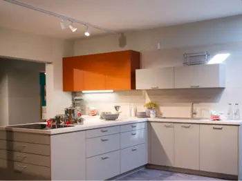 Großzügige Küche mit Stauraum