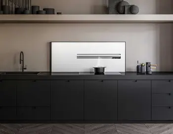 Mattschwarze Küchenzeile in minimalistischer Optik und grifflos.&nbsp;