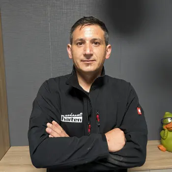 Francesco Parlati Möbelmonteur