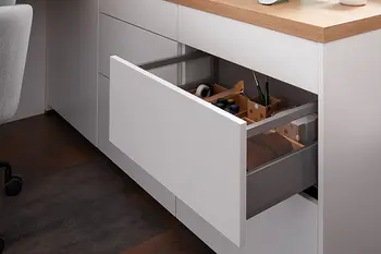 Auszug mit Lacklaminat und Lebensmitteln