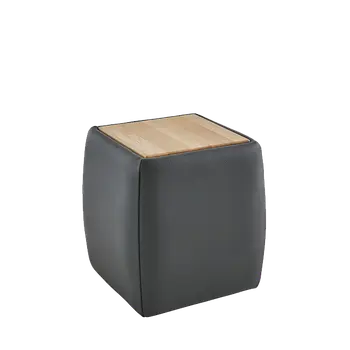 Freisteller von Design-Nachttisch in schwarzem Leder.