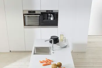 Eine Kristallweisse Resopalküche