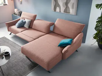 contur_ecksofa_bormio_recamiere_rechts_verstellung_sitztiefe_kopfteil_manuell_beinauflage_elektrisch_stoff_rose_milieu_3_233030_029_2.jpg