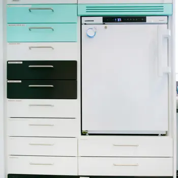 Aufbewahrung im Labor einer Hausarztpraxis