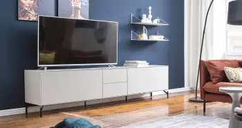 raumfreunde-edge-tv-board-weiß.webp