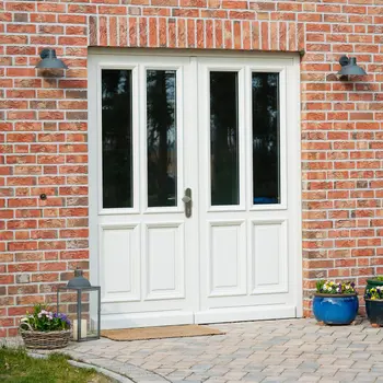 Zweiflügelige Haustür
