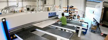 Tischlerei-Werkstatt Liegende Plattensäge