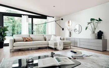 KOE-header-wohnzimmer-mobil.png