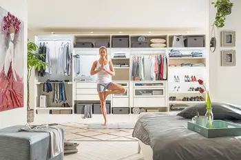 Natura Kleiderschrank